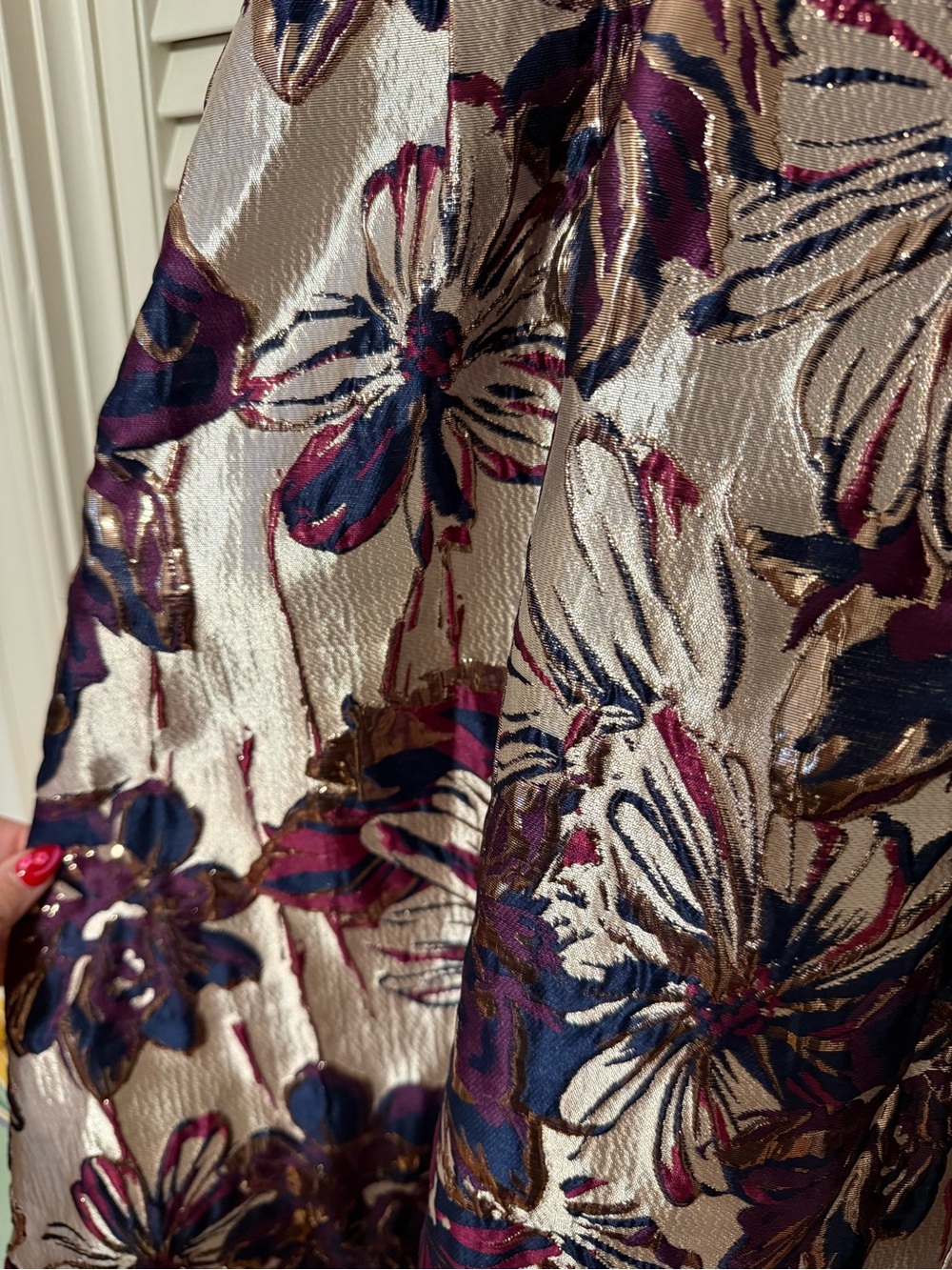 Lilly Pulitzer in Gold with Navy & Plum - Picture 2 of 7